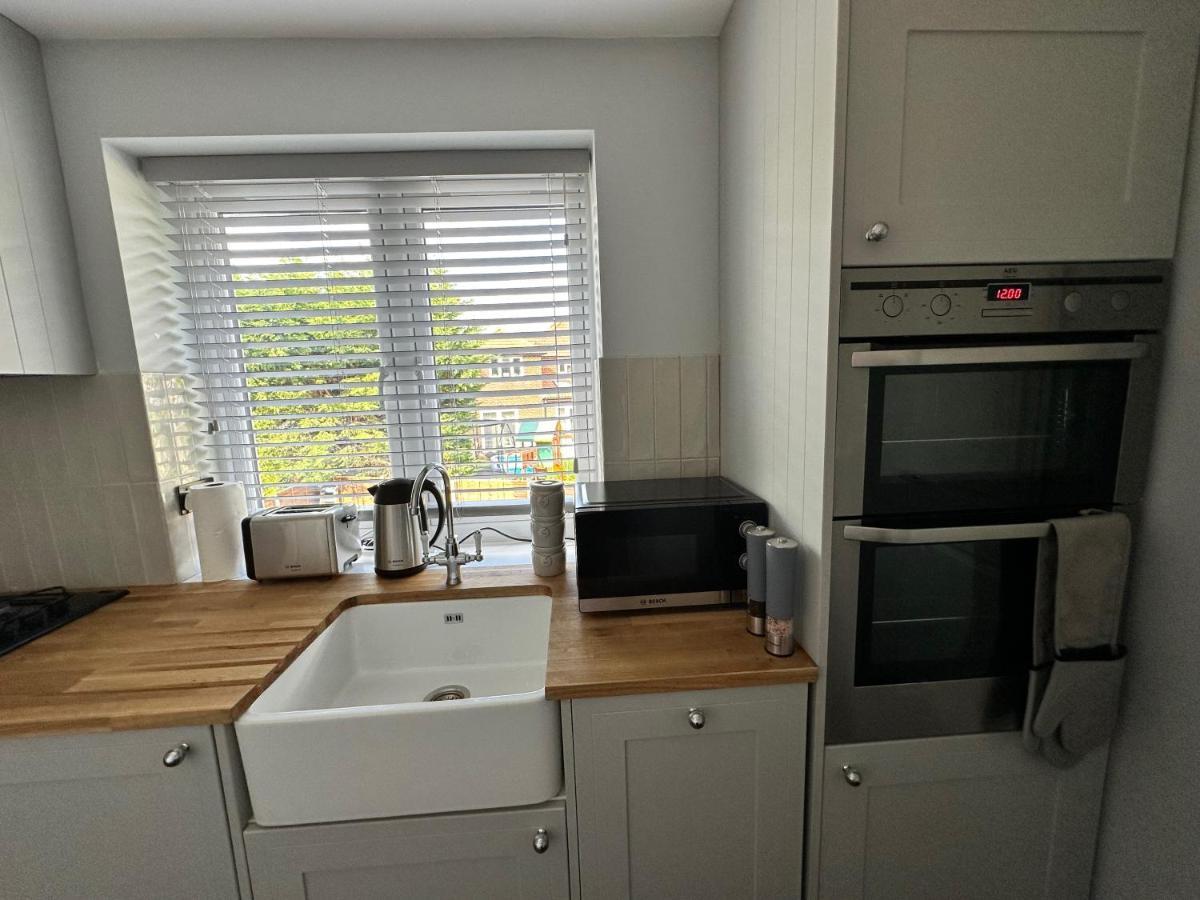 Apartment A Luxury 2 Bedroom Barnet