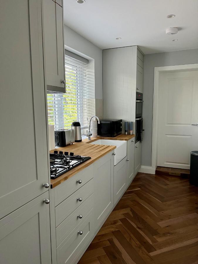 A Luxury 2 Bedroom * Barnet